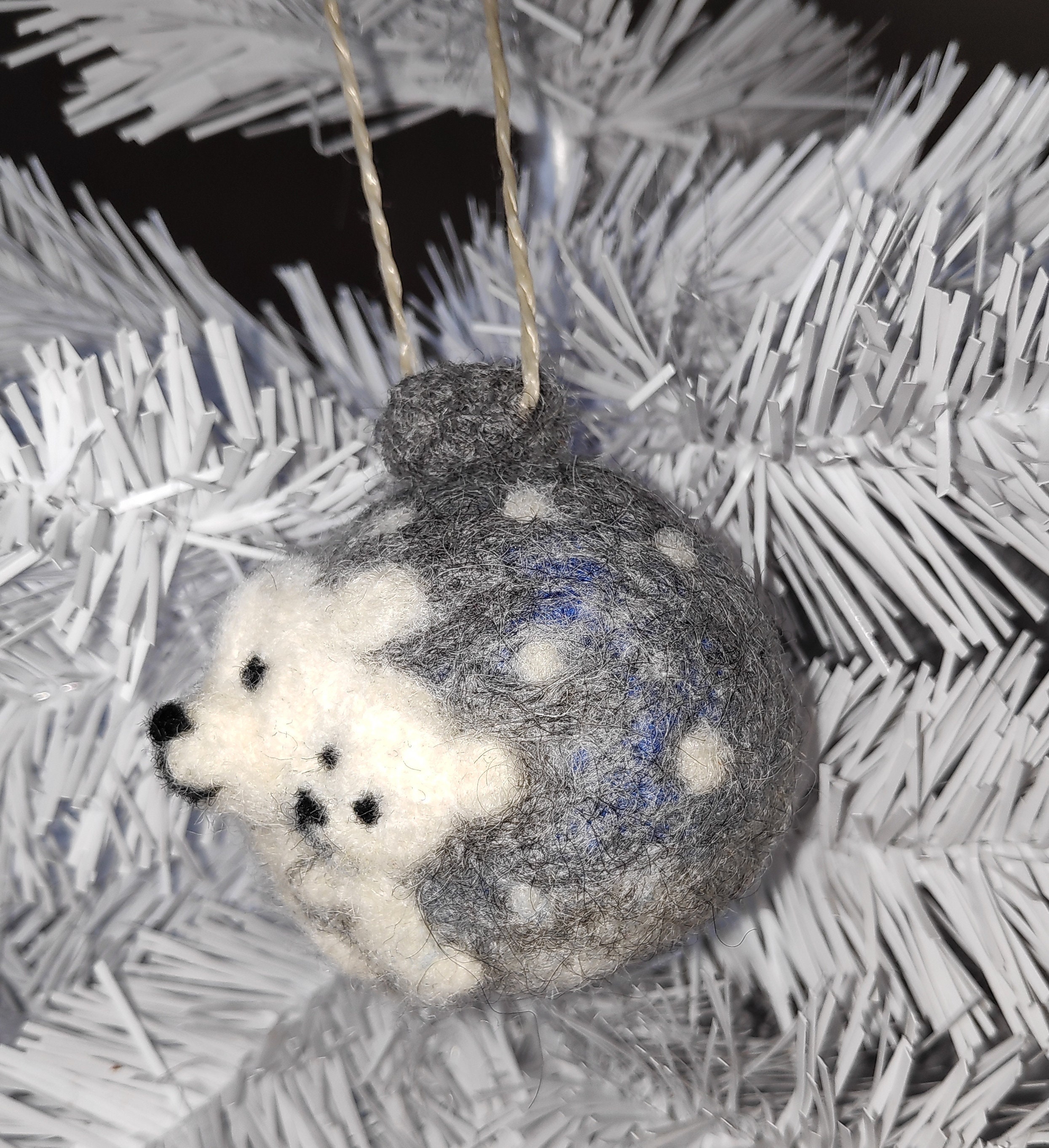 Needle felted Christmas ball / Christmas ornament / Christmas Etsy