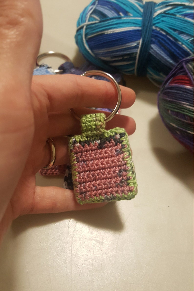 Shopping Cart Quarter Holder