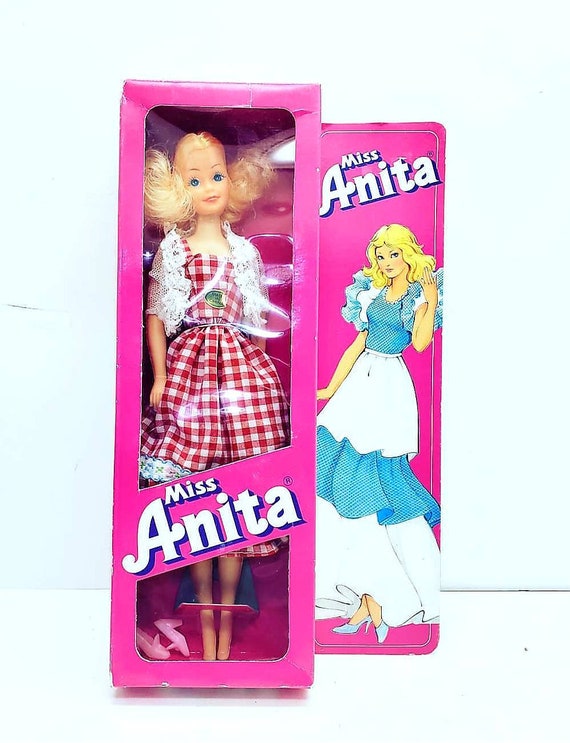 Vintage Retro 1980s Nostalgia Rare Miss Anita Rooted Short Blonde