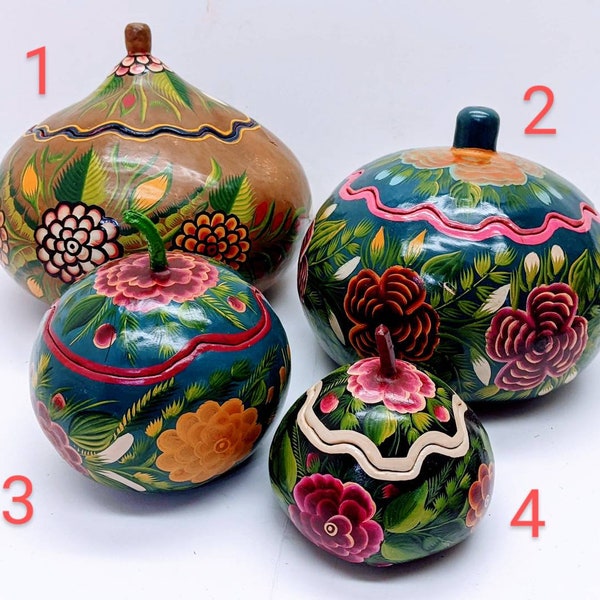 Vtg Handmade in Mexico Colorful Floral Painted Gourd Boxes, Mexican Folk Art Gourds, One of a kind hand painted Mexican Lacquered Gourds