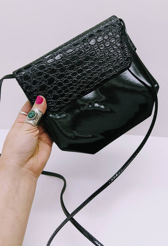 90s Black Patent Leather Snakeskin Crossbody Geom… - image 5