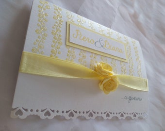 Partecipazione matrimonio tema floreale in giallo