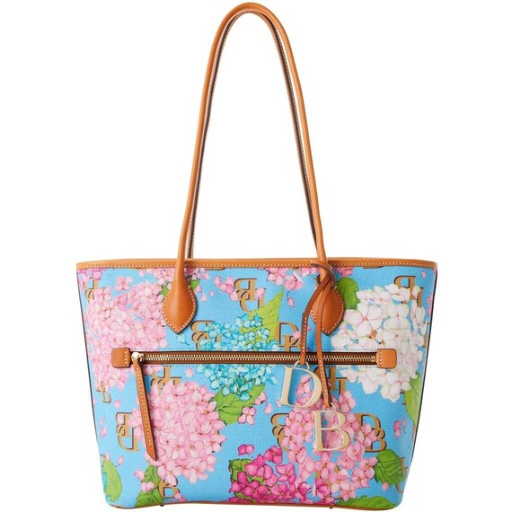dooney and bourke hydrangea wallet