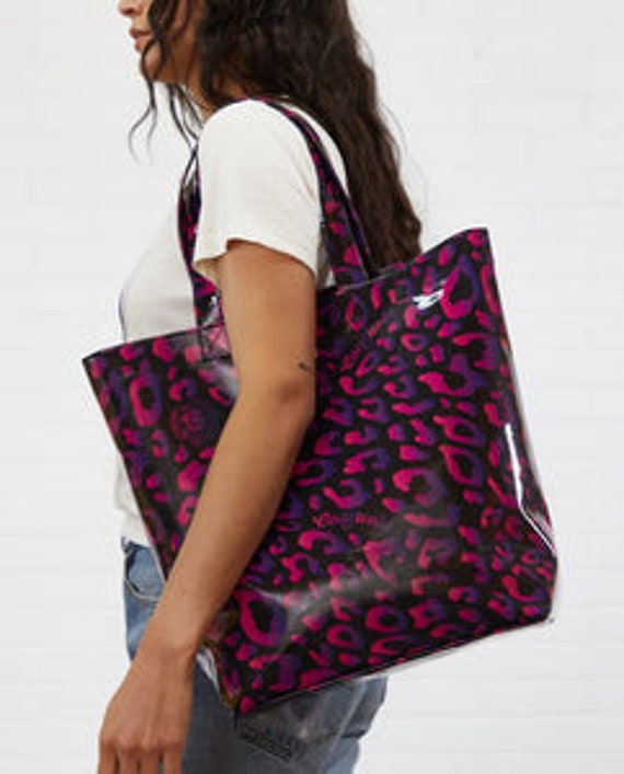 Nwt Brand New Consuela Pebbles Grab N Go Basic Bag Women Bag Retired Design Rare Find