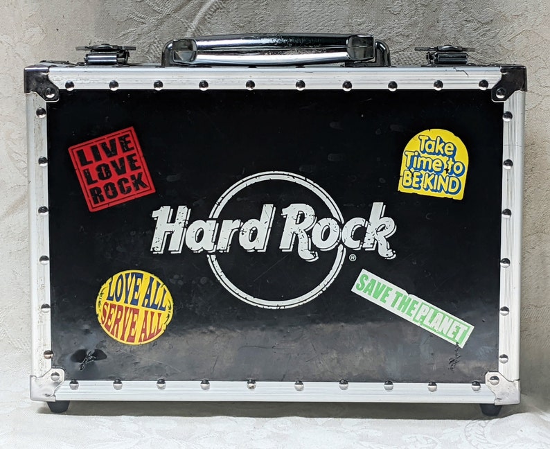 Travel Poker chip set, Metal case from Hard Rock Cafe, Hologram Sticker image 2