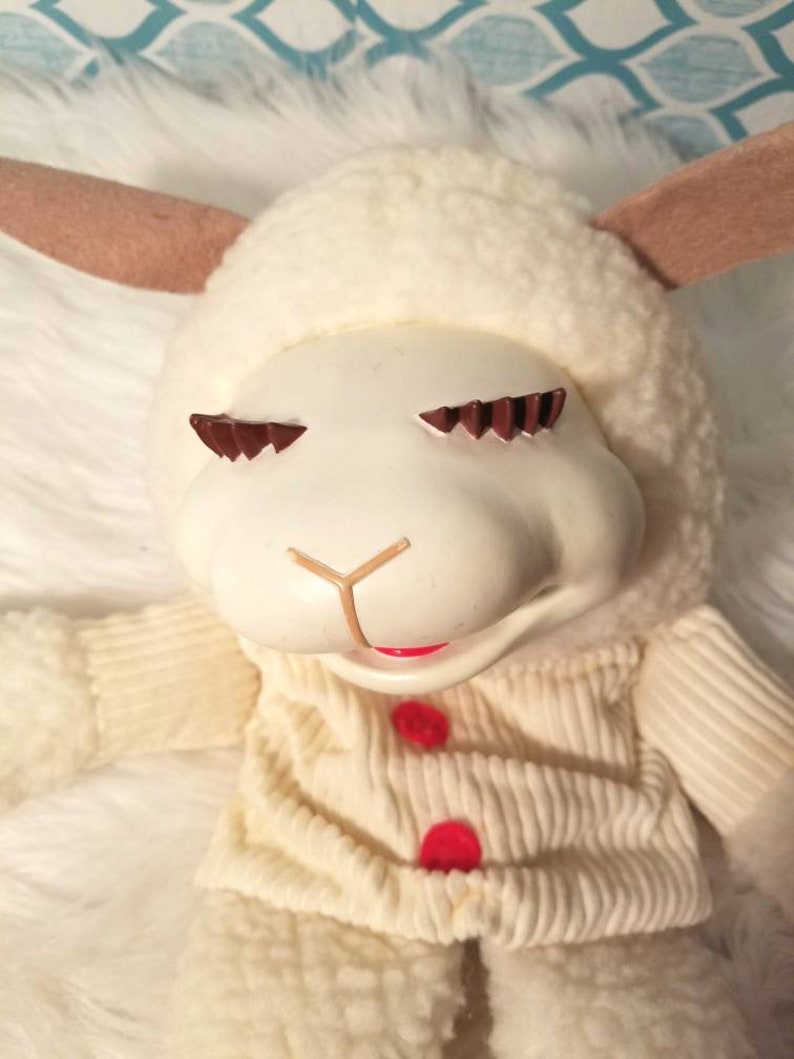 Play tech Talking Lamb Chop puppet