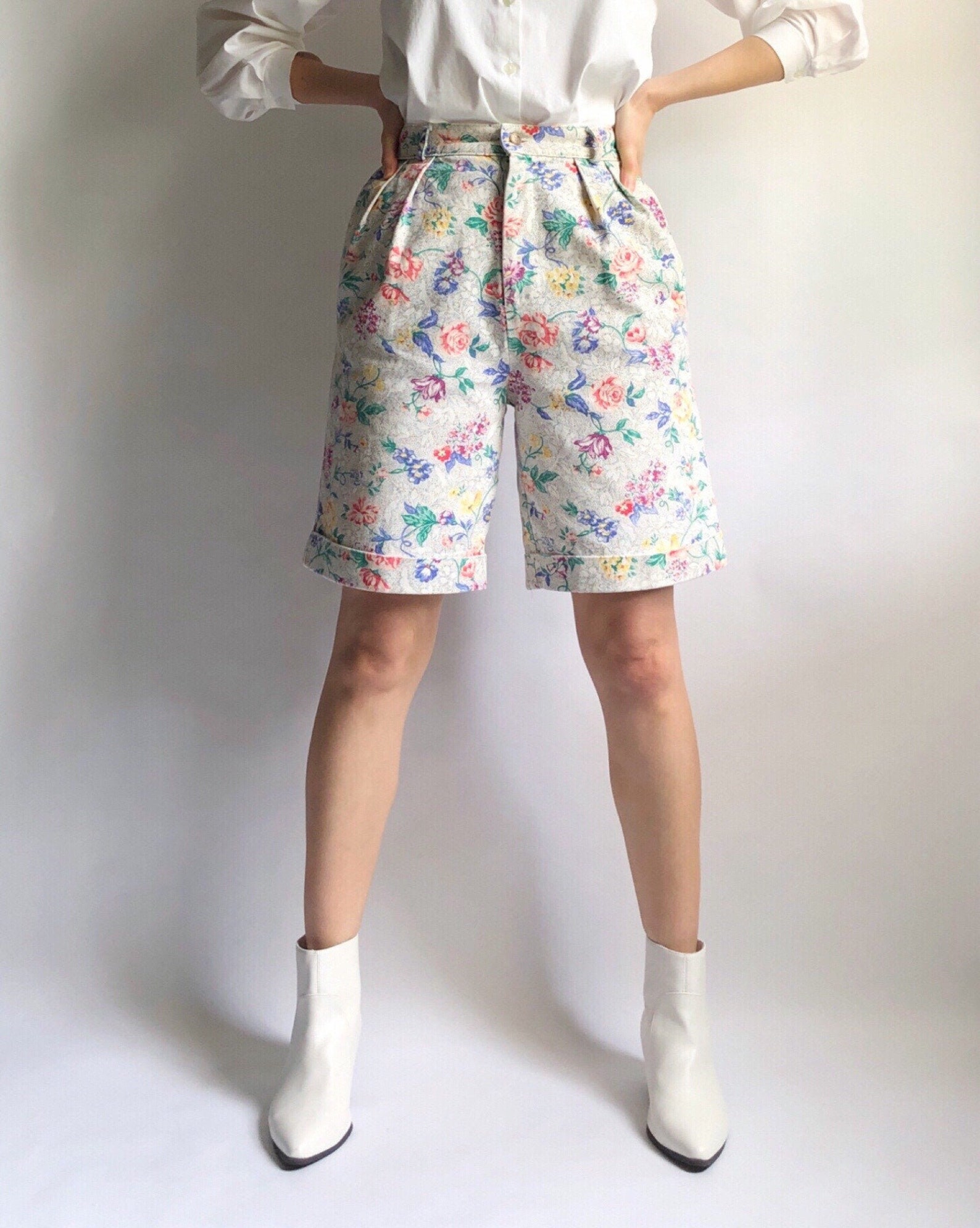 Vintage White Floral Print Denim Bermuda Shorts With Cuffed Etsy Canada
