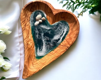 Personalized Ocean Resin Heart Ring Dish Engagement Gift Wedding Gift Valentines Day Mothers Day Gift Olive Wood Resin Dish Sea Ring Dish