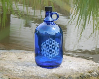 Blauglas 2 Liter Henkelflasche mit Blume des Lebens