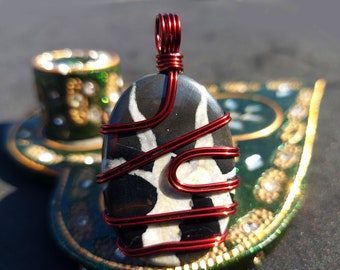 Black Septarian Gemstone Cabochon, Pendant Necklace, Copper wire Pendant, Septarian Stone Pendant