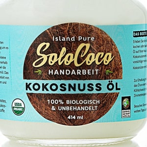 May include: A glass jar of SoloCoco Handarbeit Coconut Oil. The label is blue and white with a coconut design. The jar contains 414 ml of oil and is certified organic and fair trade. The text on the label reads "Island Pure SoloCoco Handarbeit Kokosnuss Öl 100% Biologisch & Unbehandelt 414 ml".