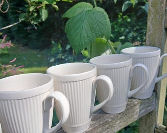 6 Wedgwood Windsor cups with handle