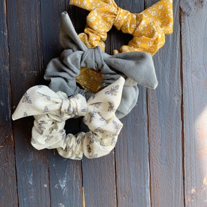 Modern Hair Scrunchies With Bow Combo Pack, Gray Hair Scarf Scrunchie, Handmade Hair Accessories, Ponytail Scrunchie, Scrunchy Pack