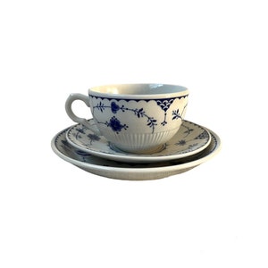 Vintage England Johnson Bros Furnivals Blue White Floral Pattern Onion Design Tea Set Teacup Sauser and Mason’s Denmark Cake Plate