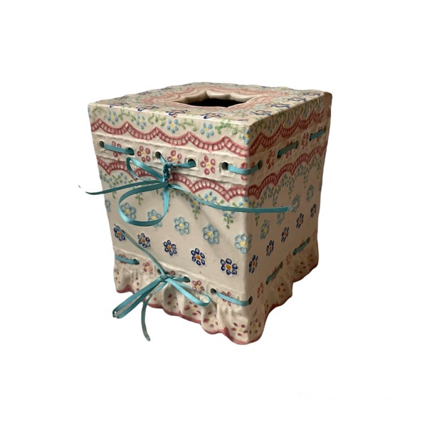 Vintage Hand Decorated White   Pink Blue Flowers Cube Shaped Lantern Tissue Box Cover Shabby Chic Home Decor