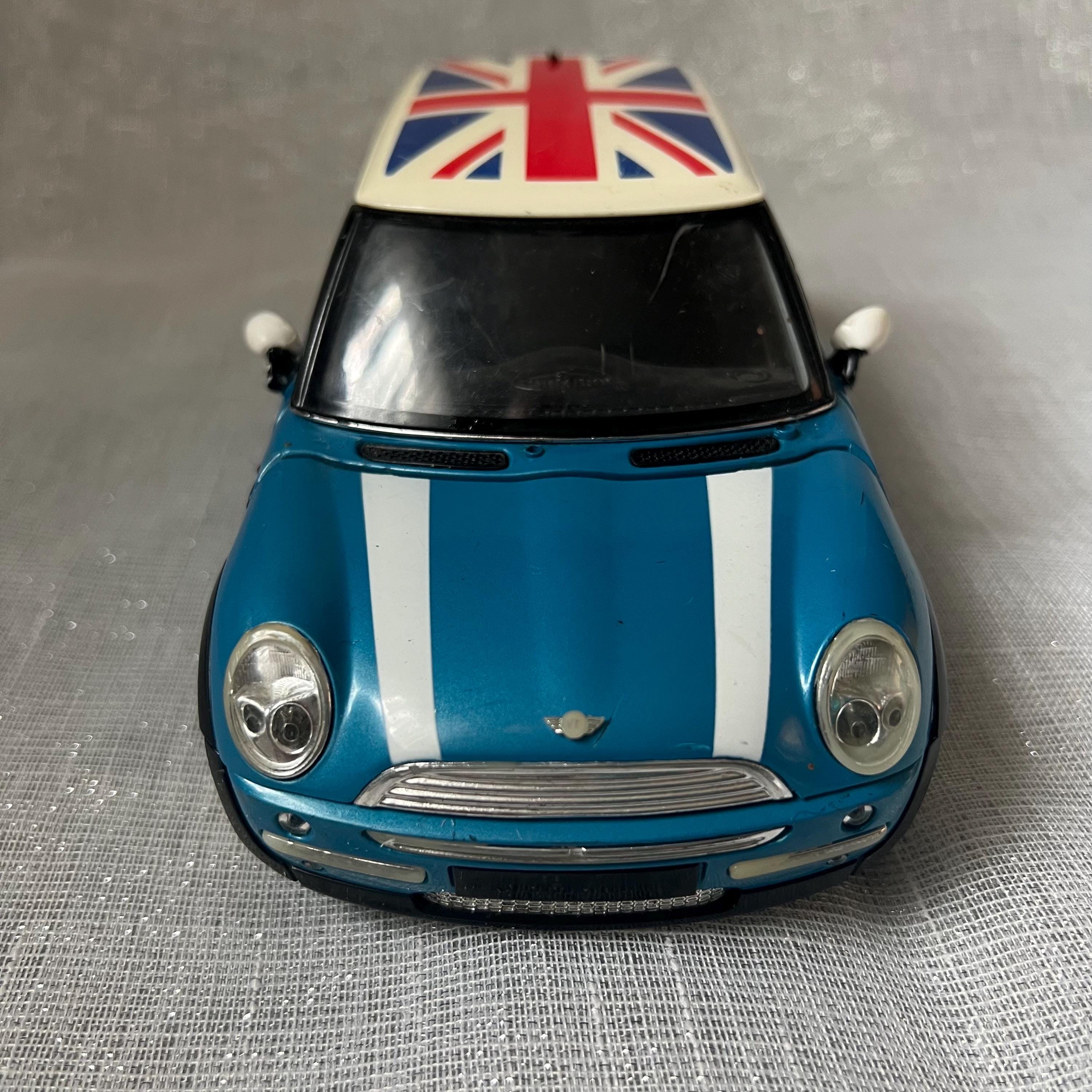 Vintage Plastic Mini Cooper Model Car Collectible Scale 1:24 Blue