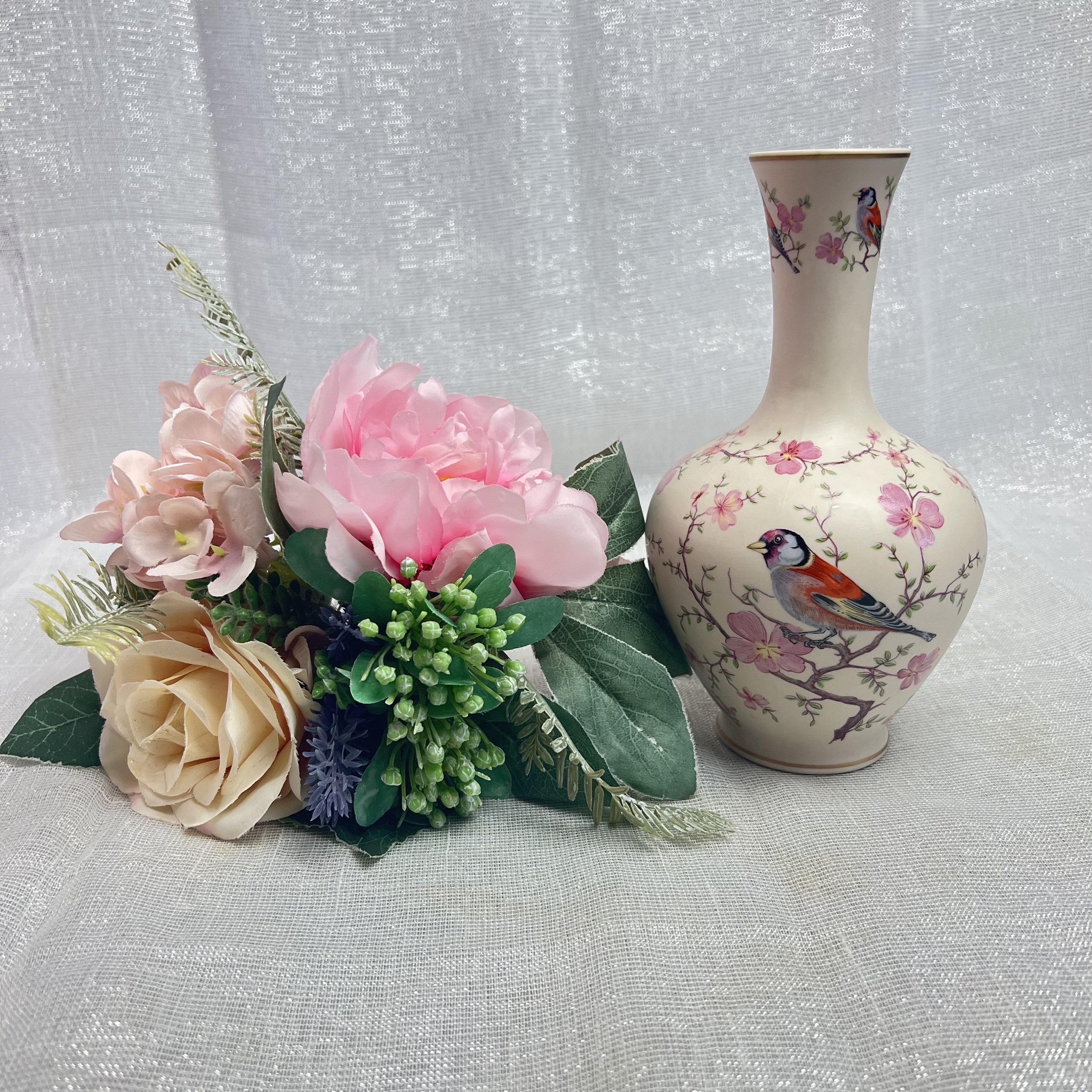 Vintage Ceramica Aveiro IBIS Portugal Ivory White Beige Goldfinch