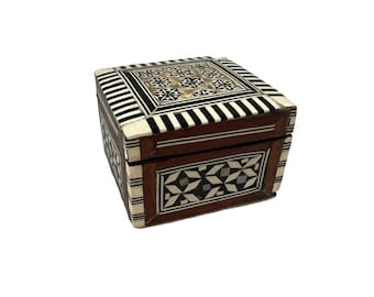 Vintage Small Wooden Decorative Marquetry Khatam Mosaic Oriental Handmade Beech Wood Mother of Pearl Inlaid Pin Jewellery Ring Box Gift Idea