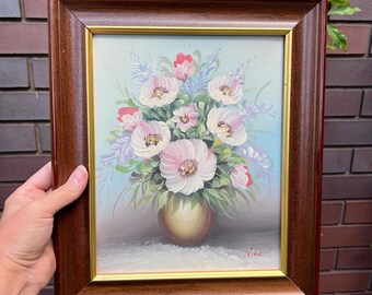 Vintage Floral Oil Painting: Signed K.H., Golden Vase, Framed Art