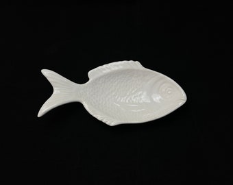 Vintage St Michael Pottery White Glazed Koi Fish Deep Dish Snack Bowl Tableware Pin Trinket Dish Spoon Rest Soap Dish Kitchen Bathroom Decor