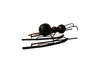 Figura de insecto de metal con alambre de hormiga esquiadora francesa La Fourmi de Bungalow, vintage, idea de regalo para coleccionistas, decoración para escritorio de casa