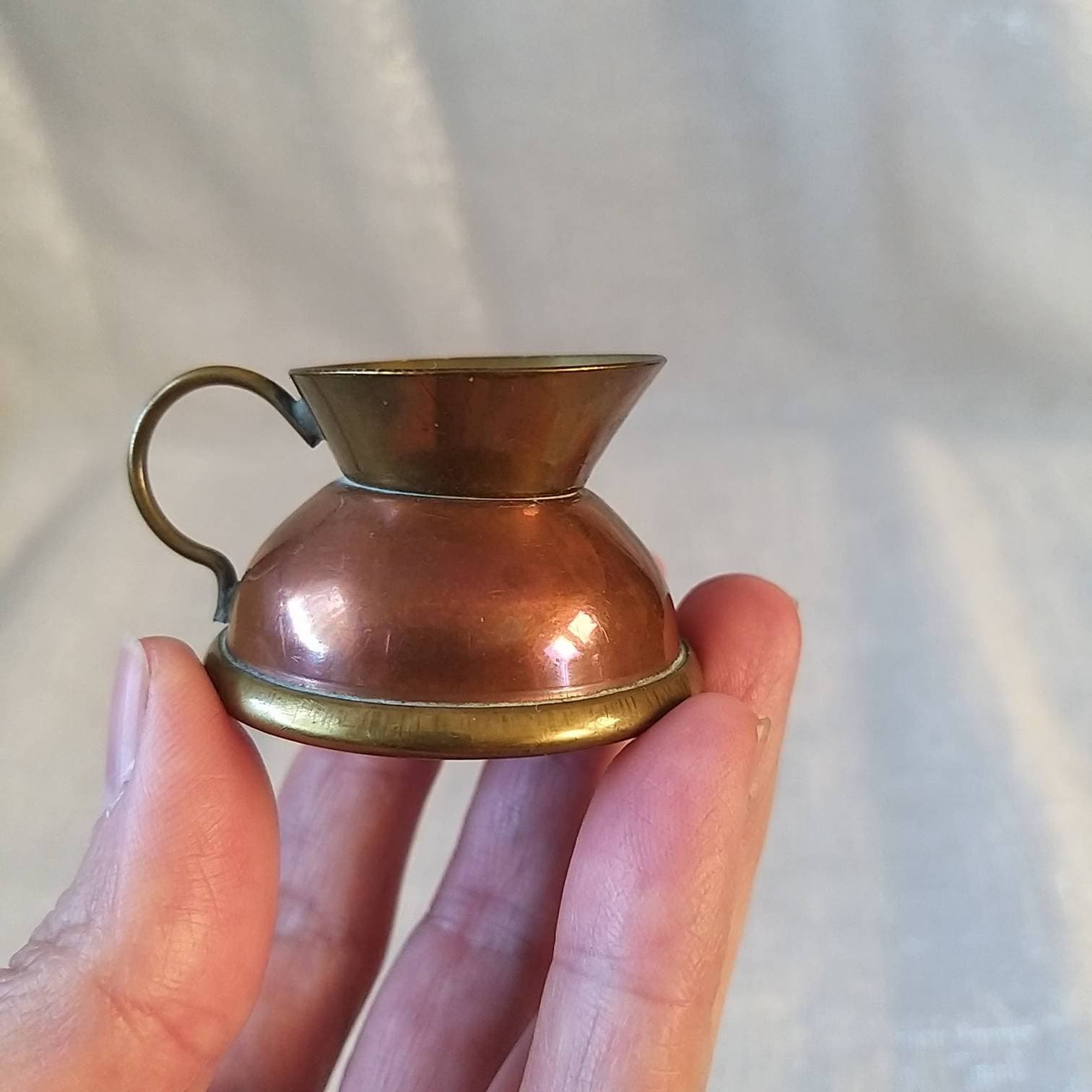 Mini Jarra De Leche De Metal Con Tapa – Accesorio De Cocina Para Casa De Muñecas | Decoración En Miniatura Y Coleccionable