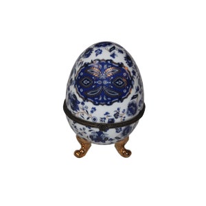 Vintage Large Hinged Easter Egg Jewelry Ring Trinket Box Porcelain White and Blue Floral Design Brass Trim Golden Feet