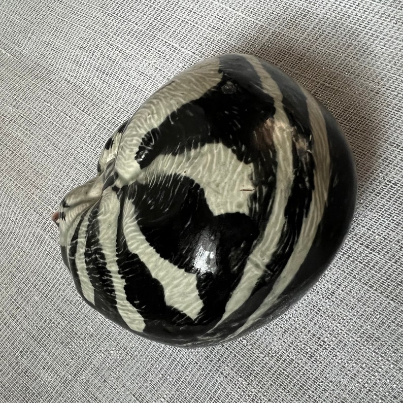 Vintage Contented Cats Living Ceramics Bird in Eye Farm Uckfield