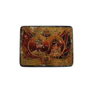 1911 Coronation Souvenir Tin: Rowntree&#39;s Chocolate Box, King George V & Queen Mary