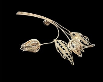 Vintage Solid Sterling Silver 925 Filigree Intricated Open Work Tulips Flower Pin Brooch Boho Traditional Ethno Minimalistic Style Jewellery