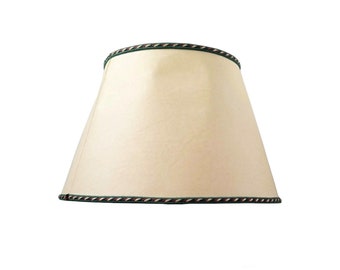 Vintage Regency Classic Green Ceramic Table Lamp Bedside Electric Lamp Beige + Faux Suede Paper Fabric Lace Trim Shade Home Decor