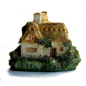 Vintage Figurine Sculpture EPL Miniature House VTG The Old Thatched Cottage Collection Lilliput Lane Small Cute Rustic Farmhouse Home Decor