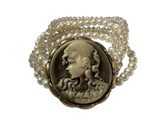 JP741 ヴィンテージシルバートーンと大きなフェイクカメオブレスレット