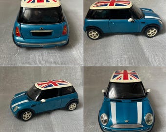 Vintage Plastic Mini Cooper Model Car Collectible Scale 1:24 Blue