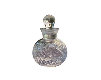 Vintage trawiony kryształowy szklany mały, napełniany flakon perfum z korkiem do łazienki, sypialni, toaletki