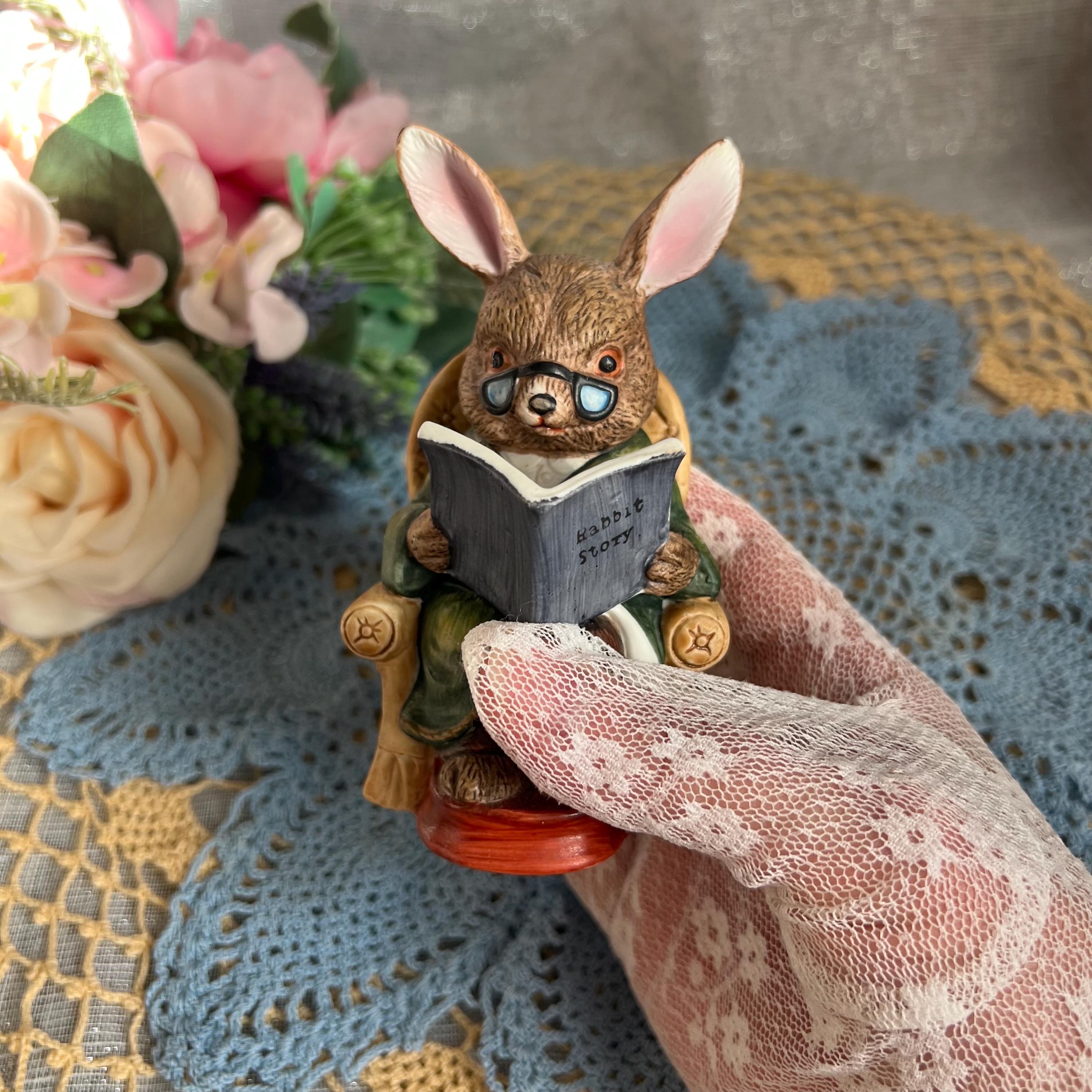 Vintage Ceramic Peter Rabbit Style Reading Book Anthropomorphic ...