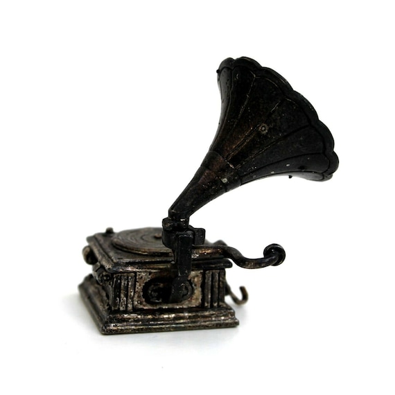 Vintage Silver Metal Gramophone Miniature Music Record Player Trinket Pill Box Pillbox Dollhouse Furniture Gift Idea