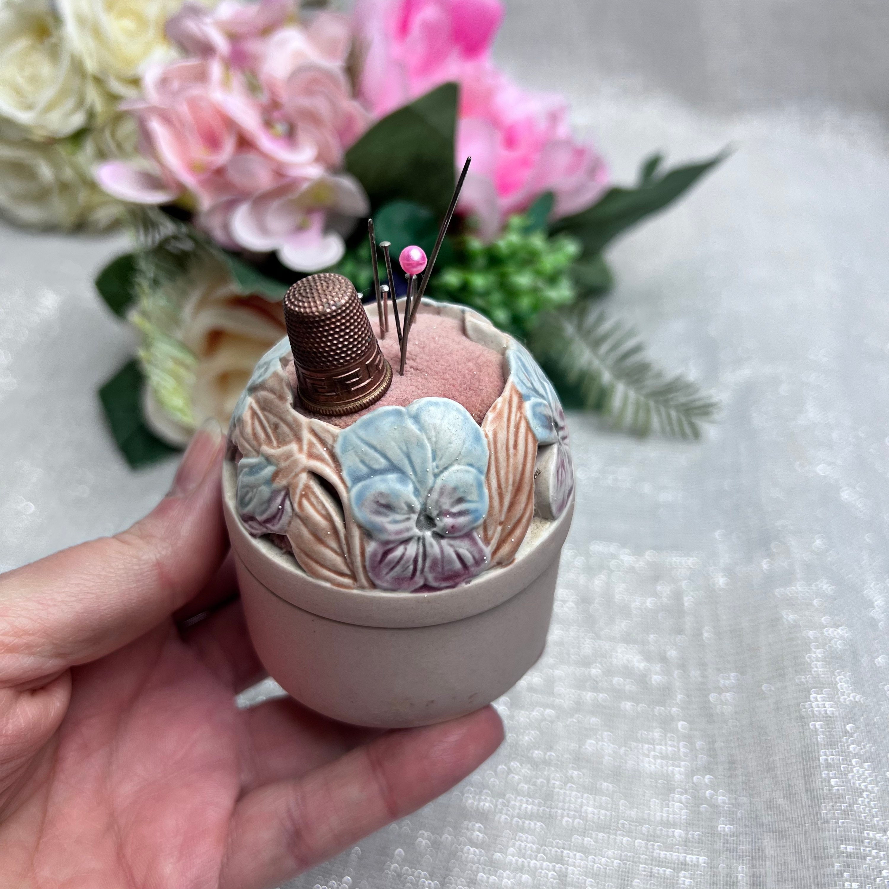 Vintage Victorian Style Collection Hat Bag Shoe Miniature Ornament