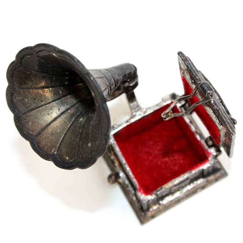 Vintage Silver Metal Gramophone Miniature Music Record Player Trinket Pill Box Pillbox Dollhouse Furniture Gift Idea