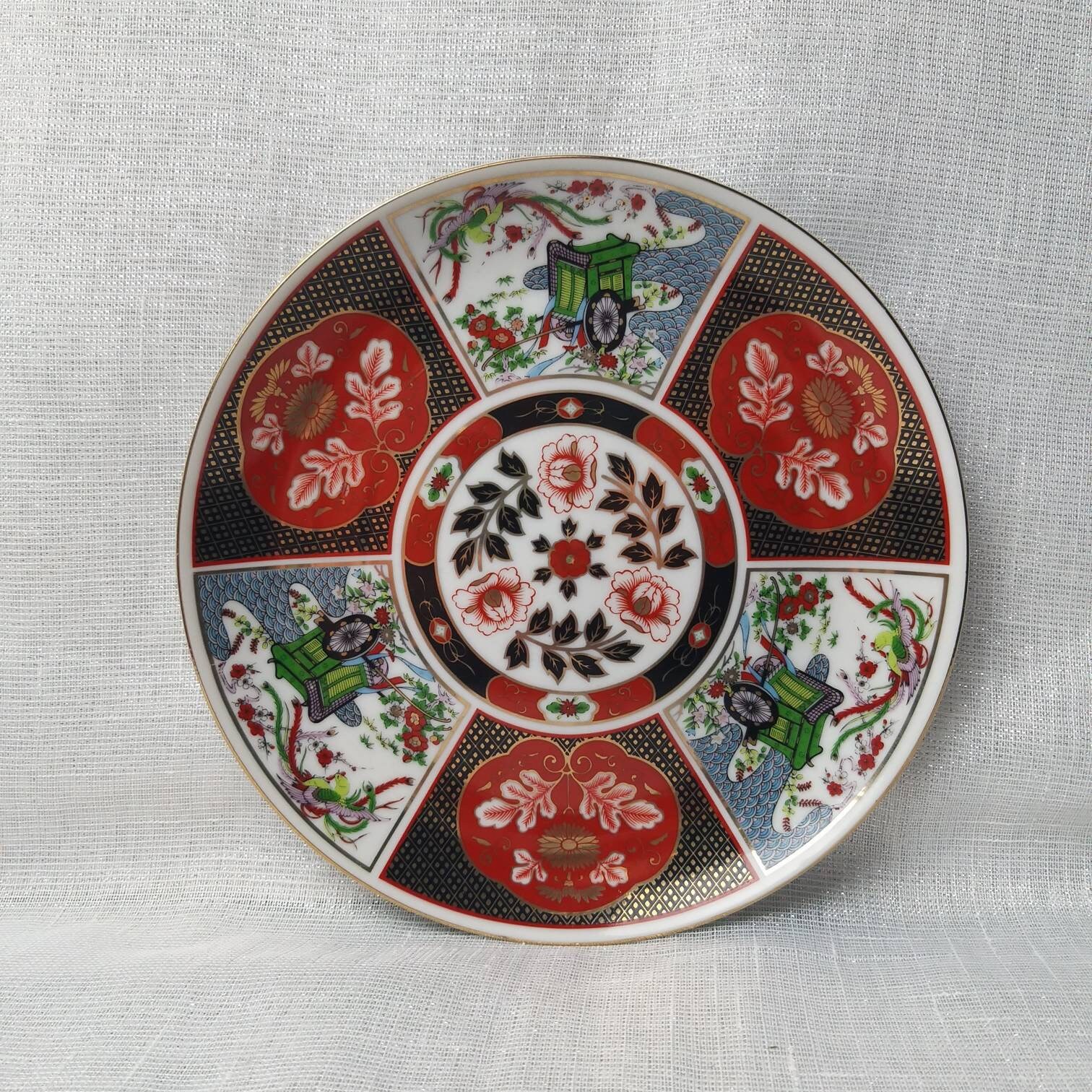 ヴィンテージ 伊万里焼 日本製 東洋装飾皿 黒 赤 緑 青 金 伊万里 鳥