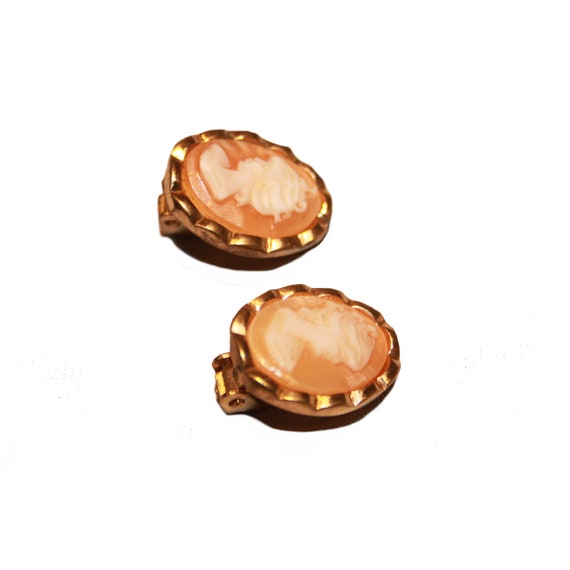 Vintage Gold Tone Brass Framed Coral Shell Orange… - image 1