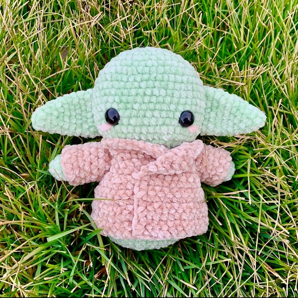 Baby Yoda/The Child/Grogu Crochet Pattern