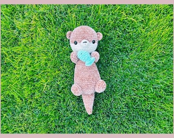Peluche all'uncinetto a forma di lontra - ARTICOLO FINITO