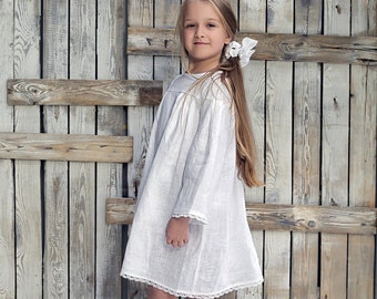 White linen girls dress ,  Flower girl dress, Girl lace dress, Baptism dress, Lace flower girl dress, Birthday girl dress, Christening dress