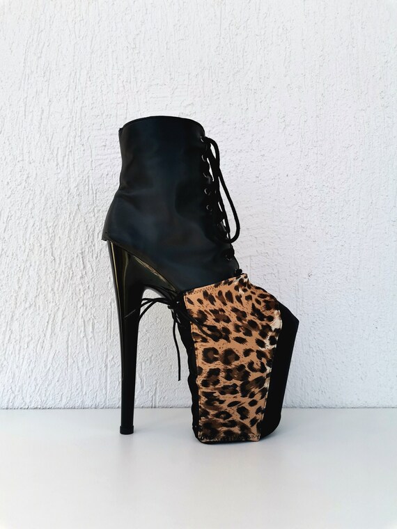 Leopard platform protector. Pleaser 