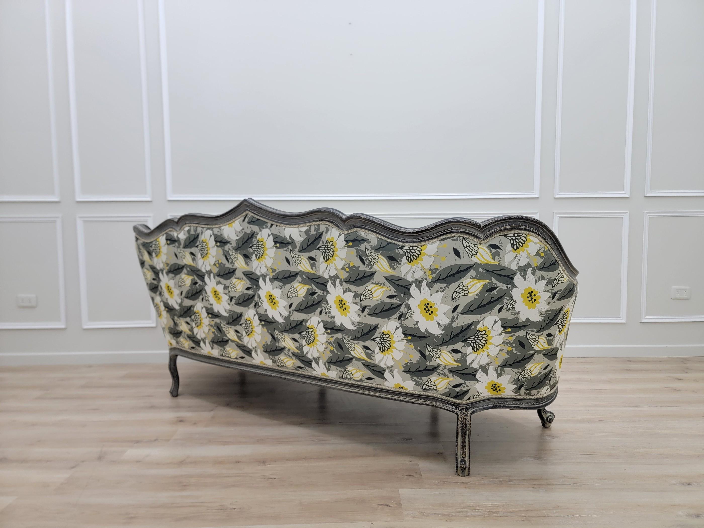 Vintage French Provincial Sofa – Floral Upholstered Settee, Louis XV ...