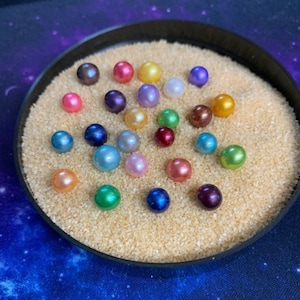 Set of 10 Freshwater Oysters with round colored pearls inside, 3 Pearl cages and 3 925 Sterling Silver necklaces