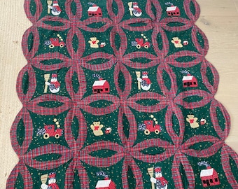 1960年代のモダンなパッチワーク、手縫いのキルティングと刺繍が施され