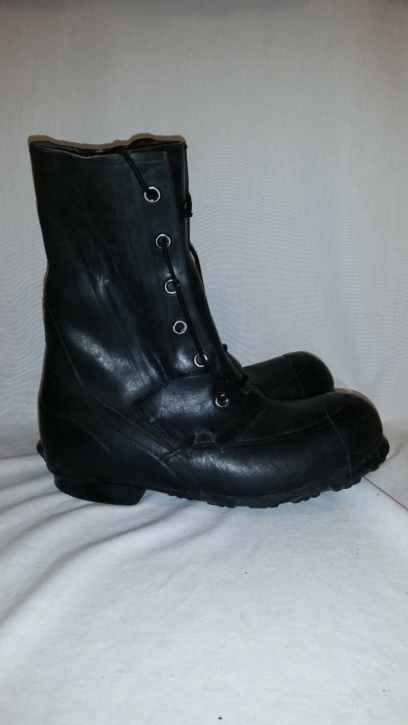 Hood US Extreme Arctic Cold Weather Mickey Mouse Boots Size 6XW No Valve JJ 542
