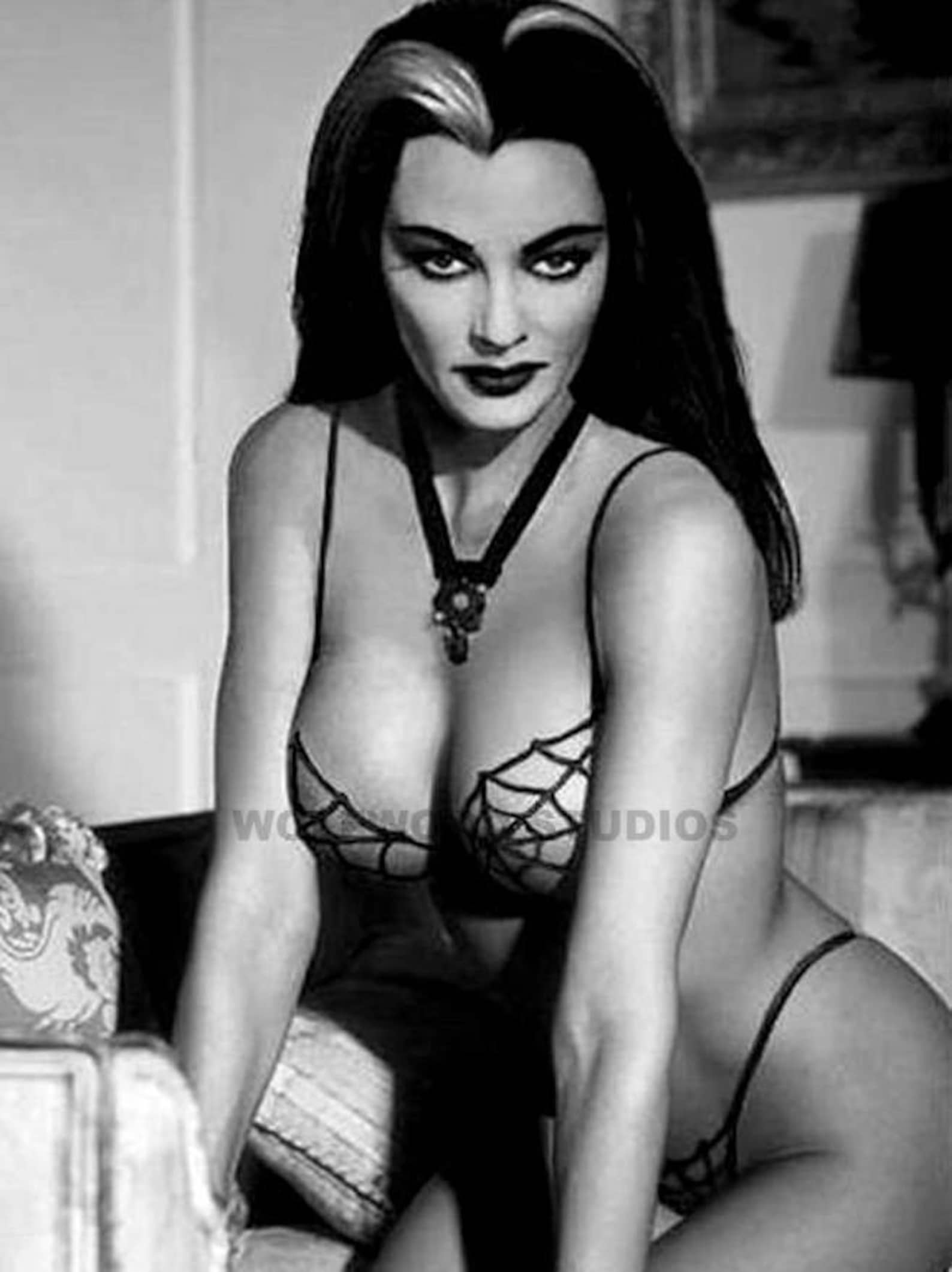The Munsters Yvonne De Carlo Lily Munster Sexy Actress Bikini Etsy